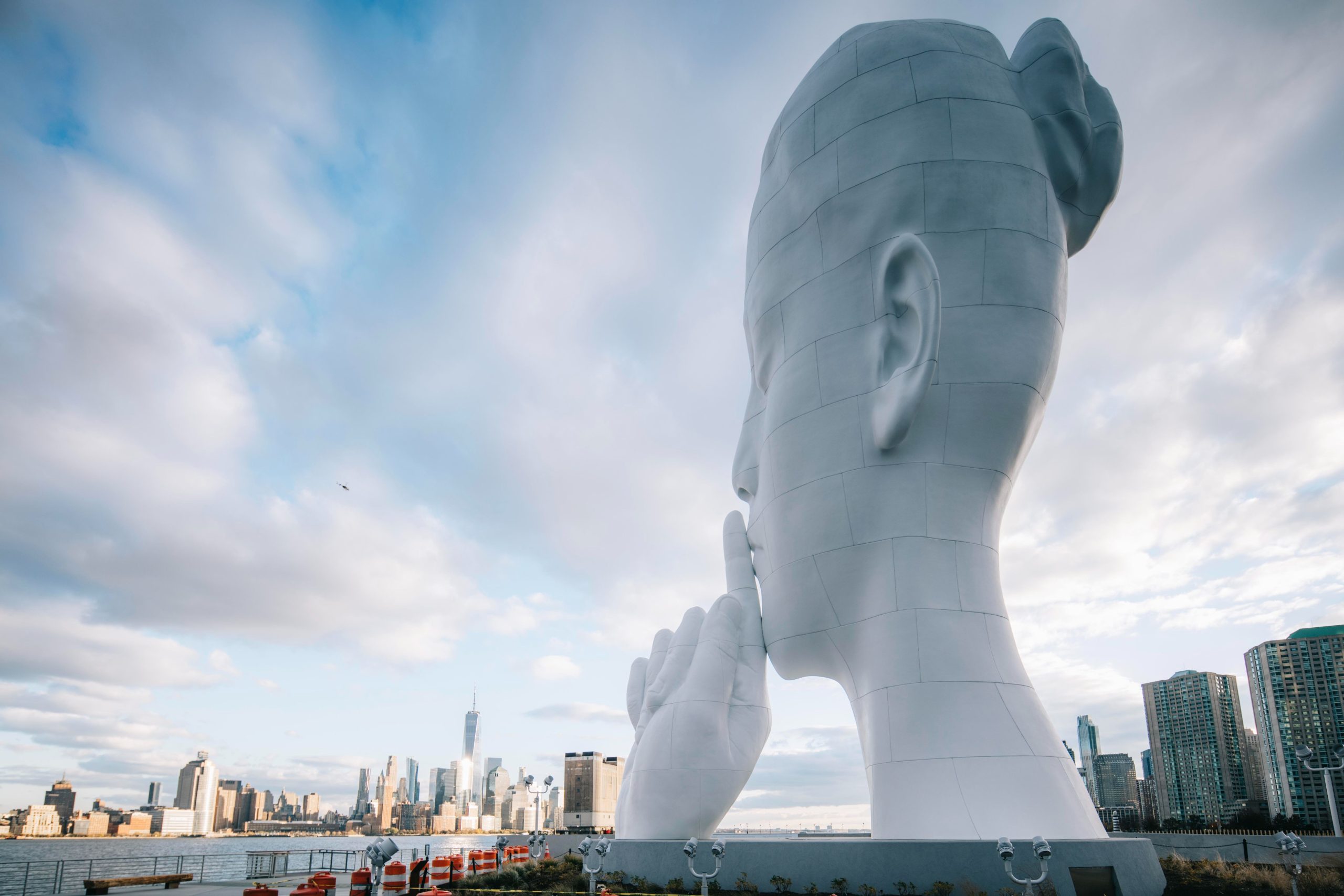 Hudson House Lofts - Neighborhood Sculpture